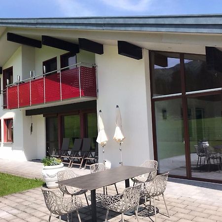 Hubertus Gartenlodge Mittelberg Exterior photo