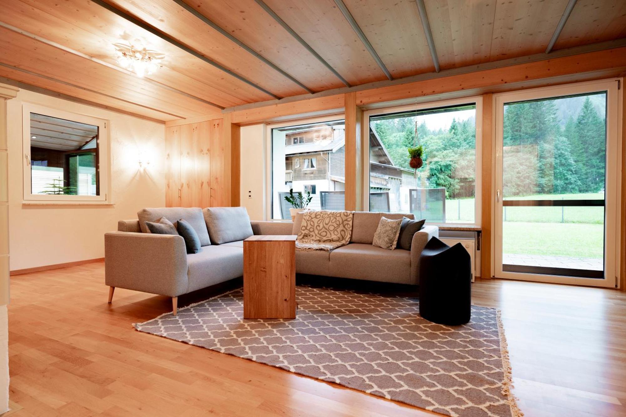 Hubertus Gartenlodge Mittelberg Exterior photo